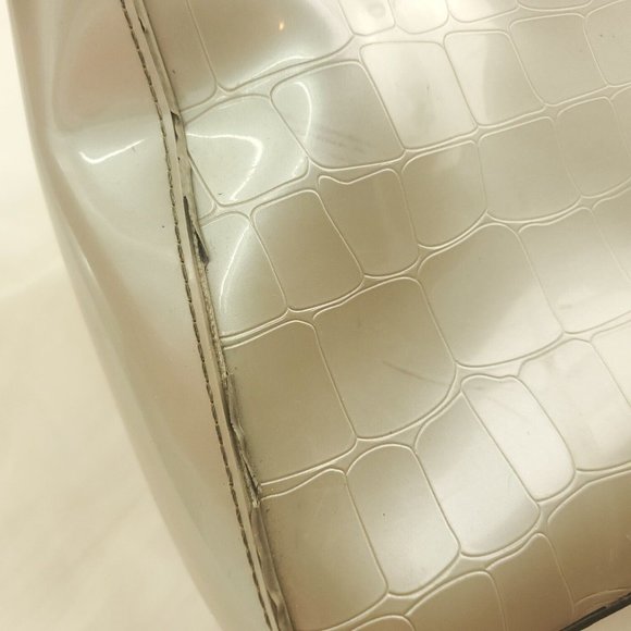 Beijo Womens Taupe Crocodile Textured PU Leather Double Handles Shoulder Bag - Picture 5 of 15